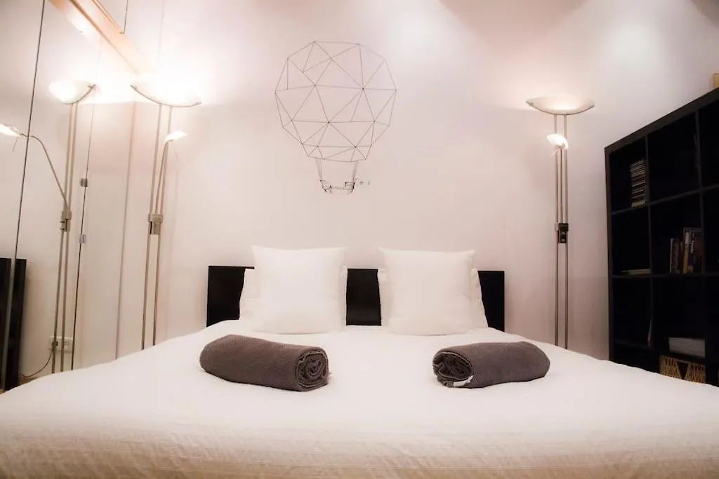 Studio Gracia By Myrentalhost Barcelona