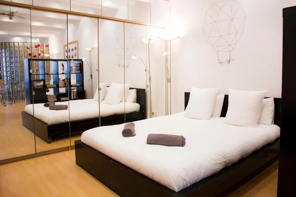 Studio Gracia By Myrentalhost Barcelona Spain